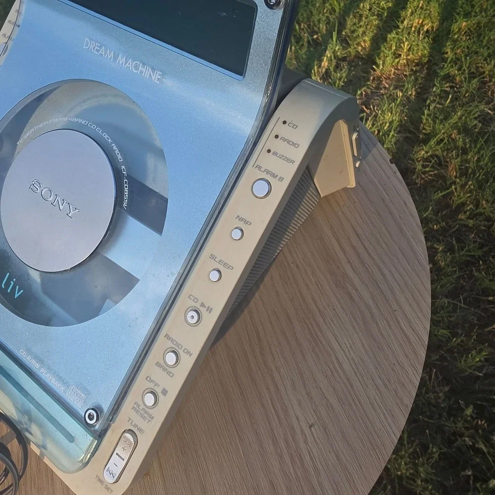 Sony Dream Machine ICF-CD855V CD Player AM/FM Alarm Clock Radio Blue works!